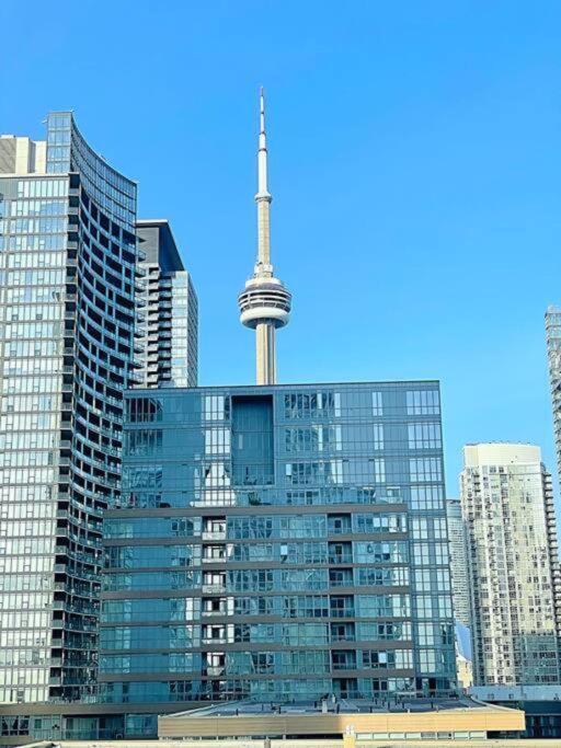 Stunning Luxurious Lakeview Condo By Cn Tower Τορόντο Εξωτερικό φωτογραφία